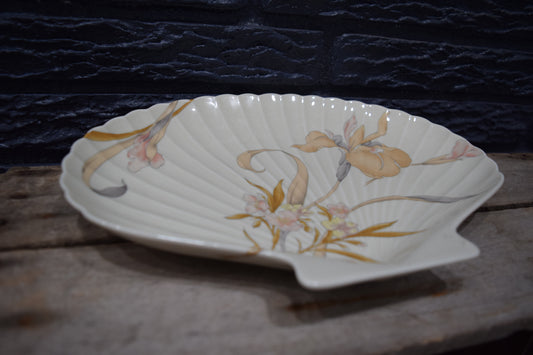 Floral Shell Plate